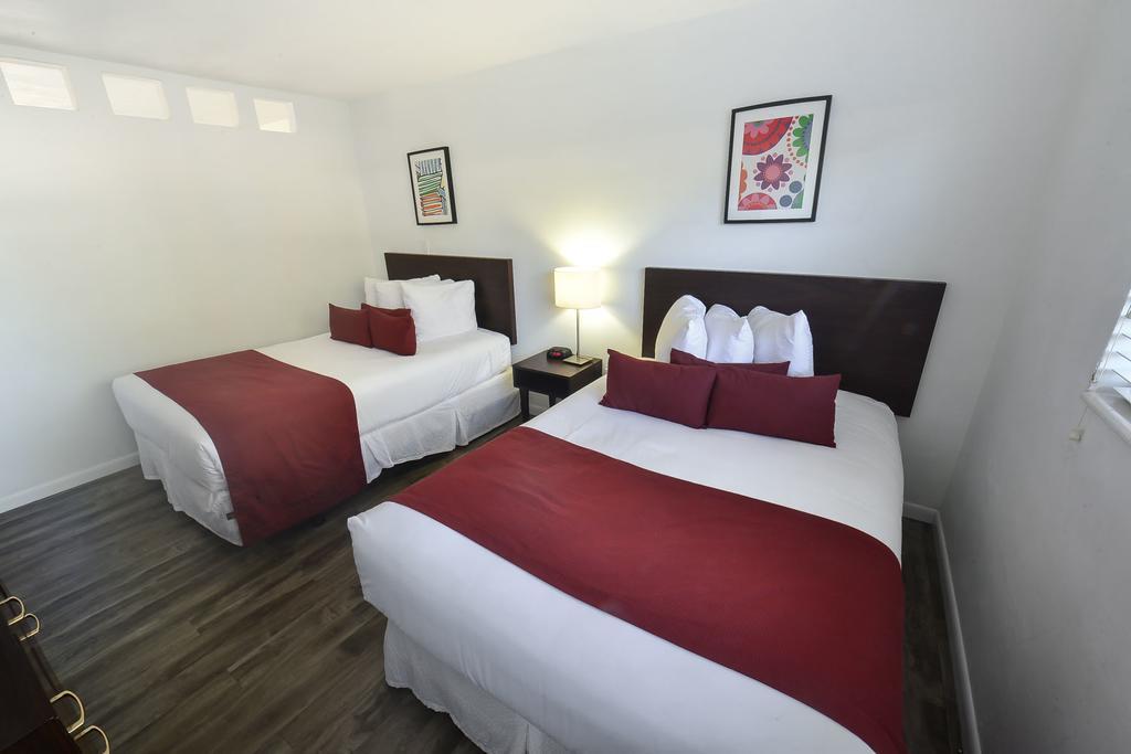 Regency Inn & Suites Сарасота Екстер'єр фото